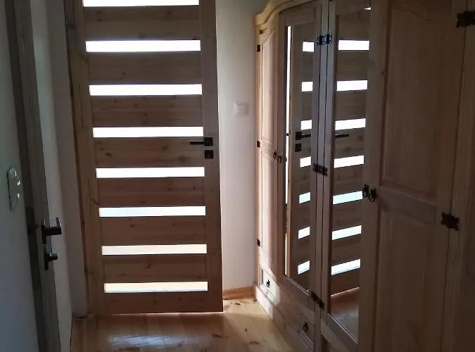 Holiday home Dom Drewniany Pod Lasem